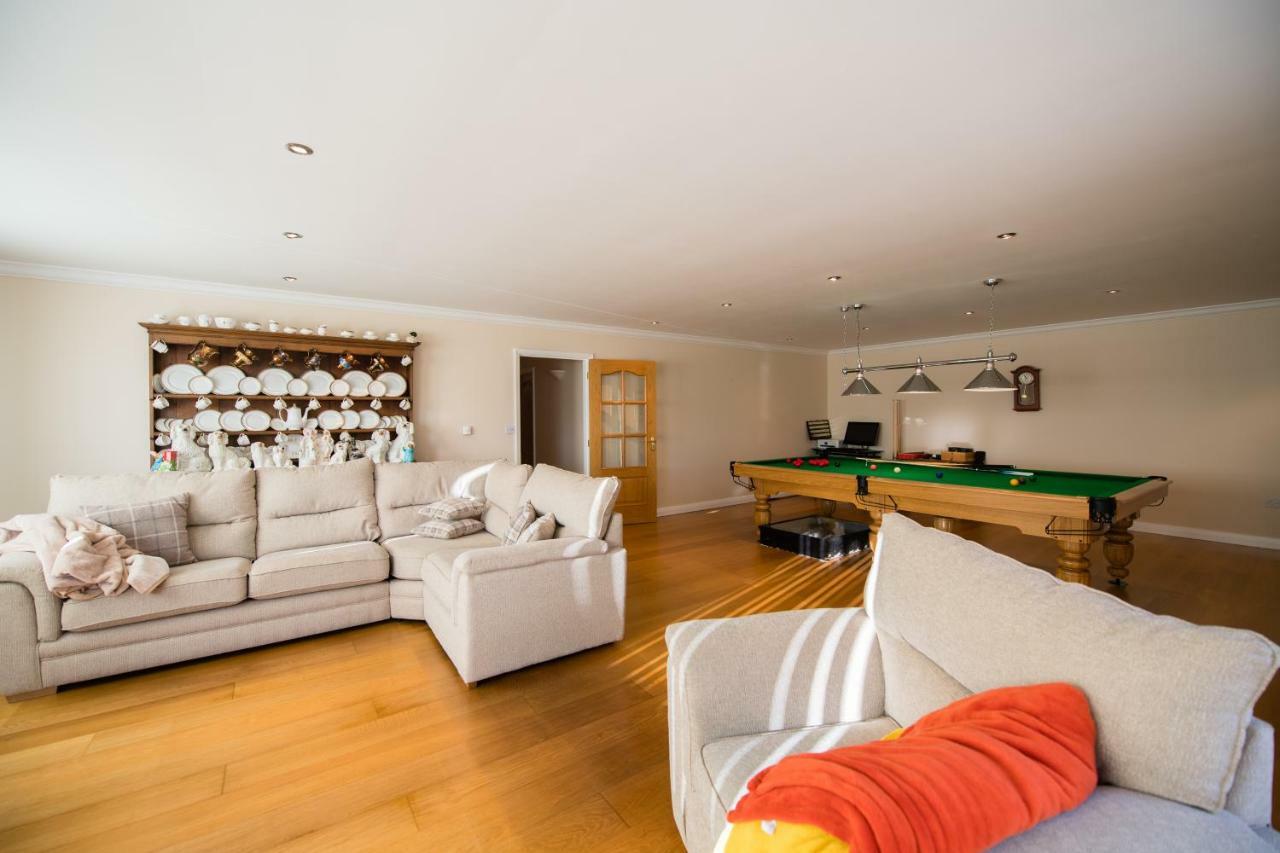 Y Grange Bed & Breakfast Llanfihangel-y-Creuddyn Dış mekan fotoğraf