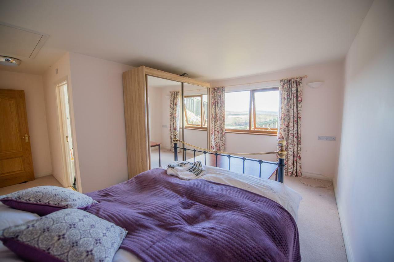 Y Grange Bed & Breakfast Llanfihangel-y-Creuddyn Dış mekan fotoğraf